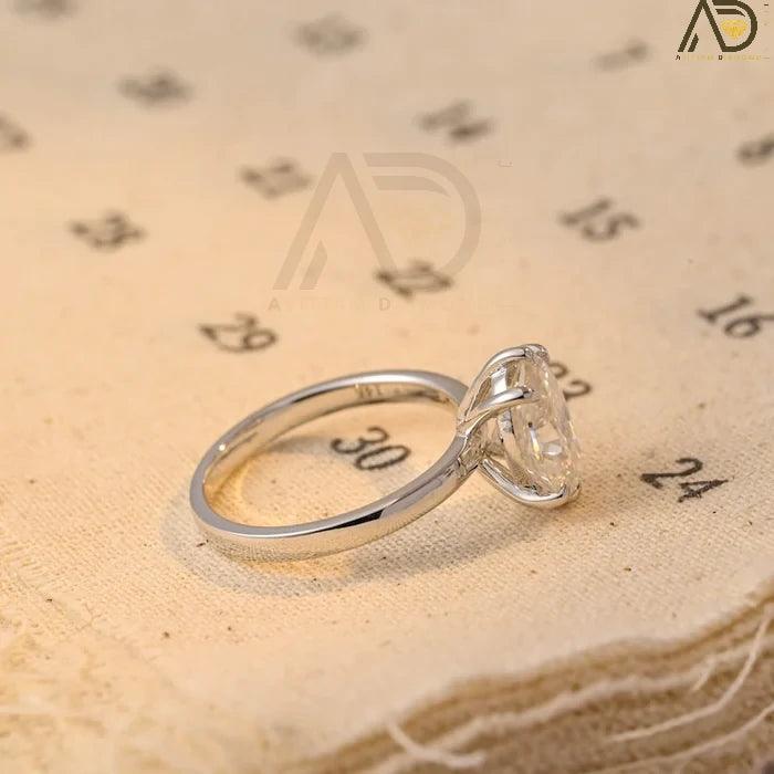Moissanite & Diamond