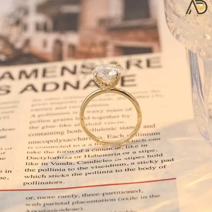 Timeless Round Cut Ring