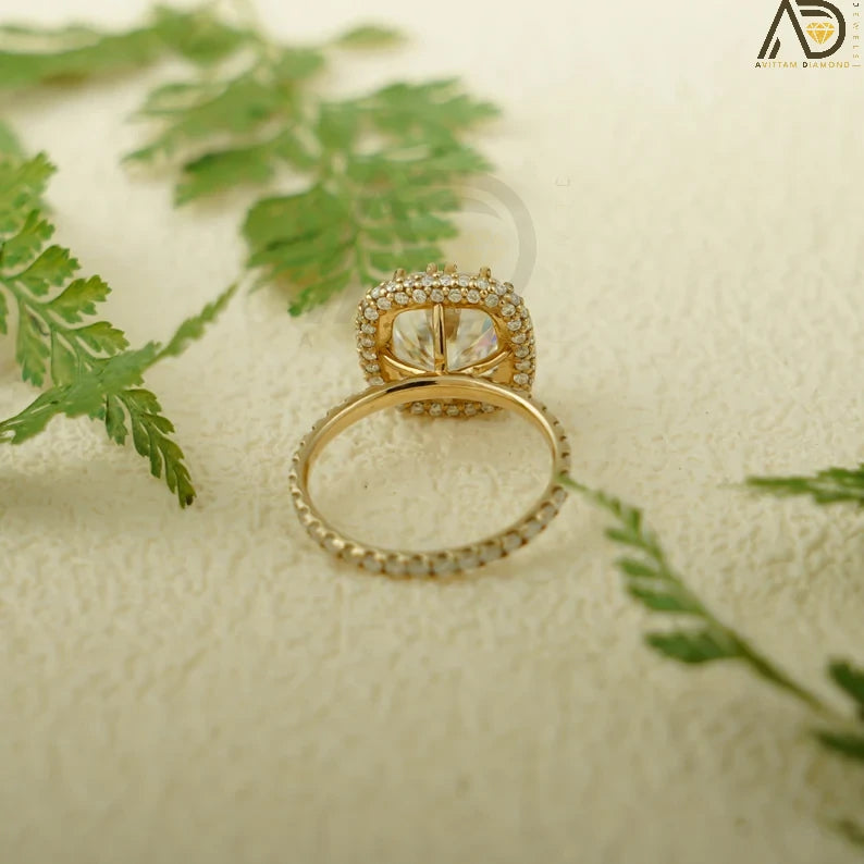 Unique Moissanite Designs