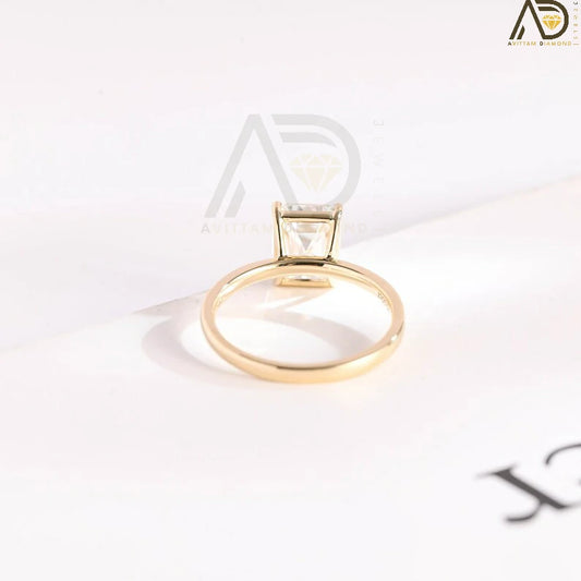 Elegant Anniversary Jewelry | Luxury Solid Gold Ring | Exquisite Emerald Cut Design