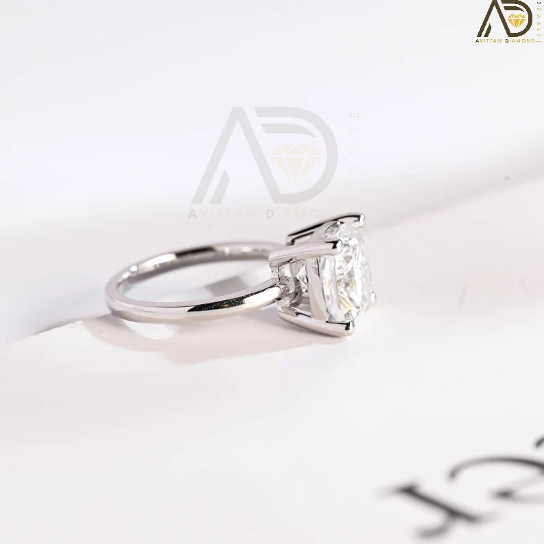 Unique Moissanite Designs