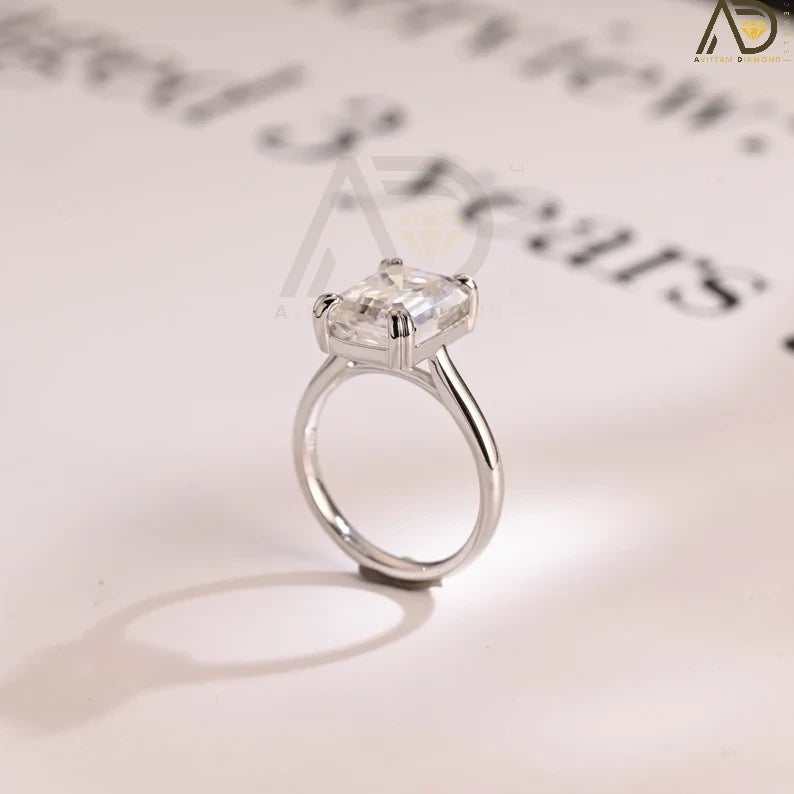 Double Claws Engagement Ring