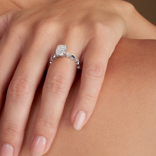 Cushion cut diamond ring