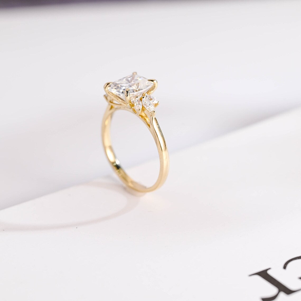 Cathedral Shank Ring 