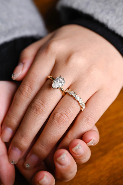 Unique bridal ring set