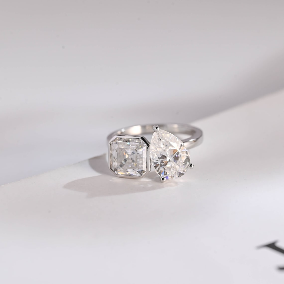 Two stone engagement ring