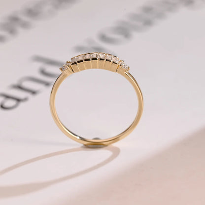 Prong-set round moissanite ring