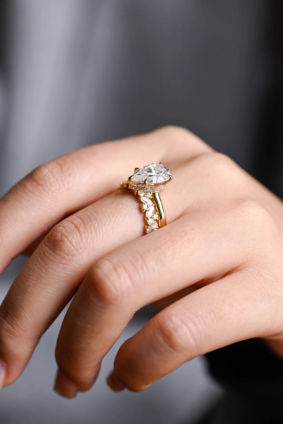 Wedding ring set for her