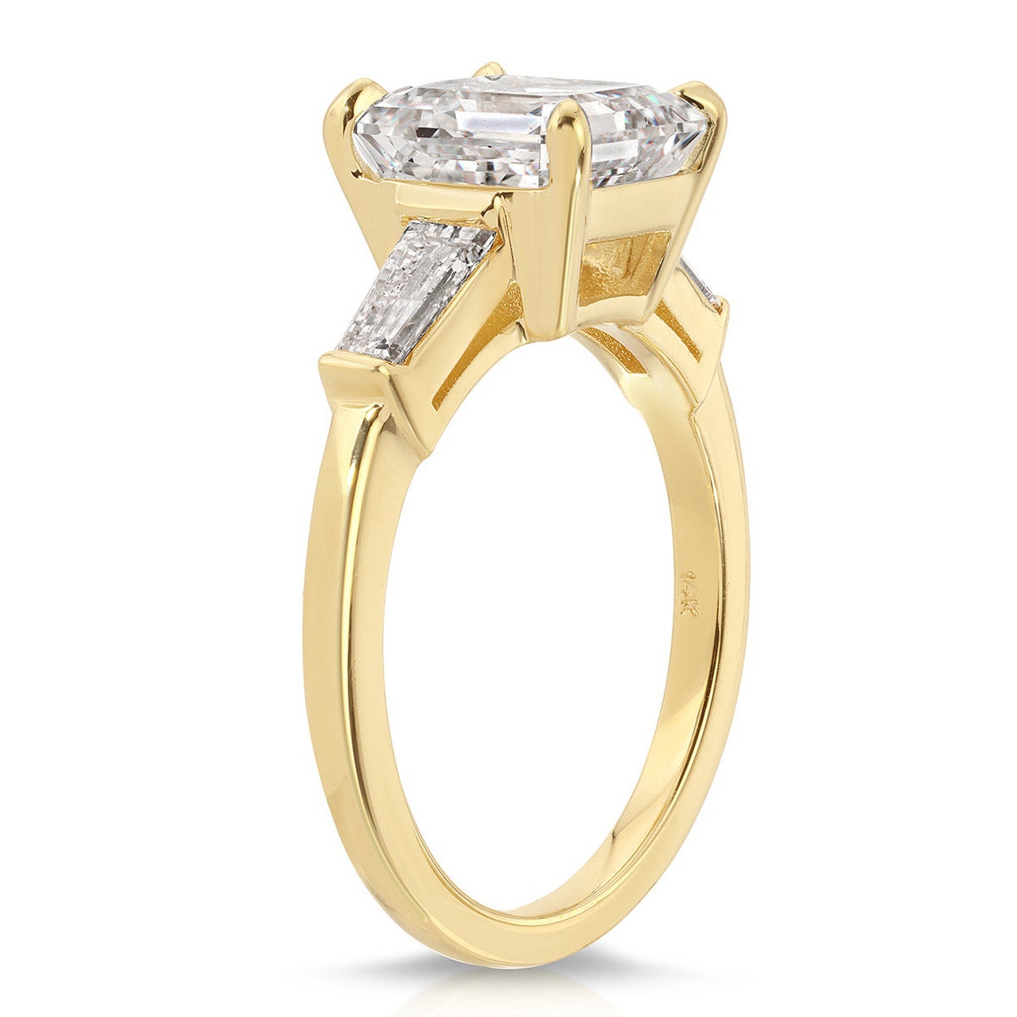 Solitaire proposal ring for her