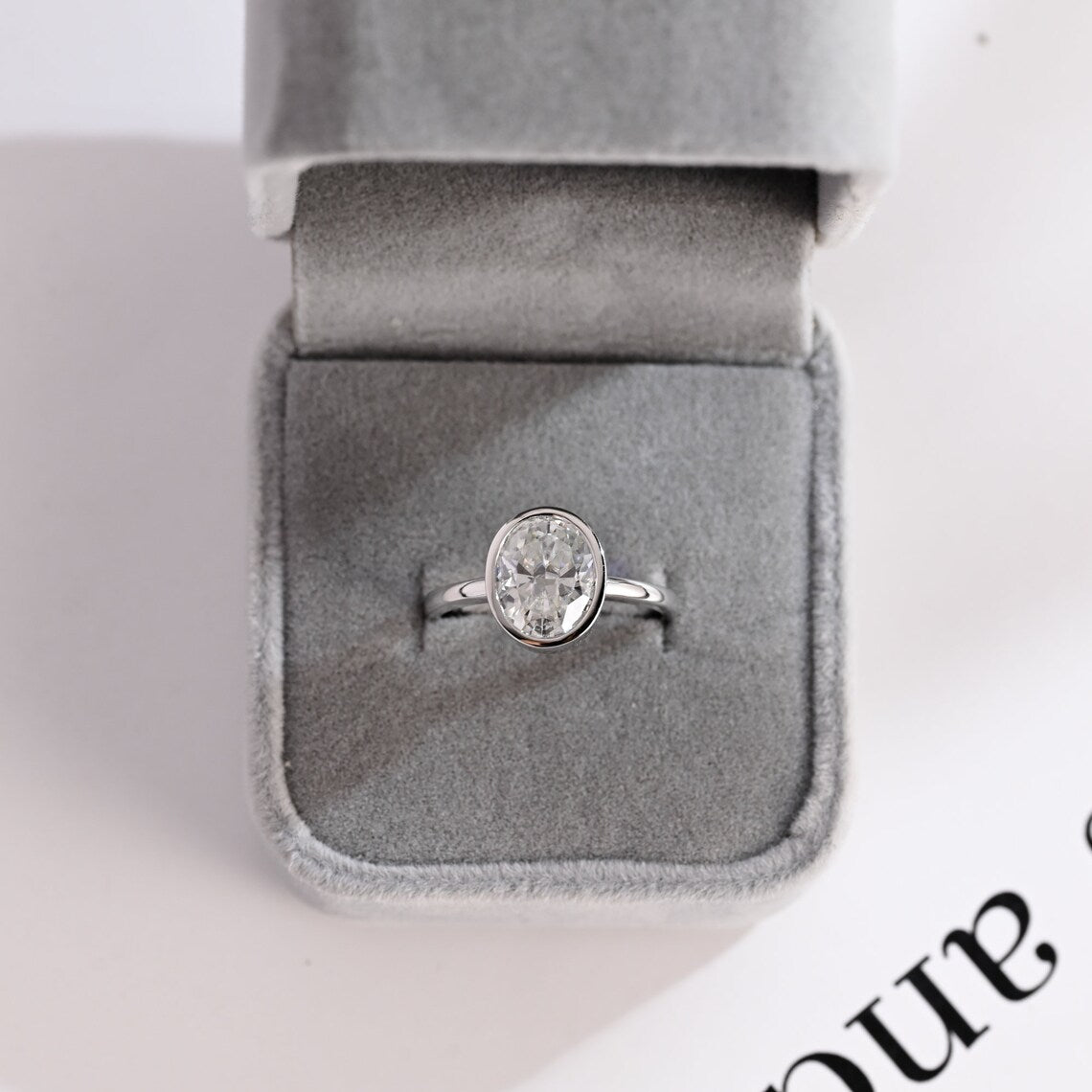 Oval Cut Moissanite Ring