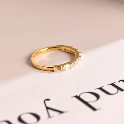 Dainty wedding band