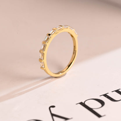 Baguette diamond band