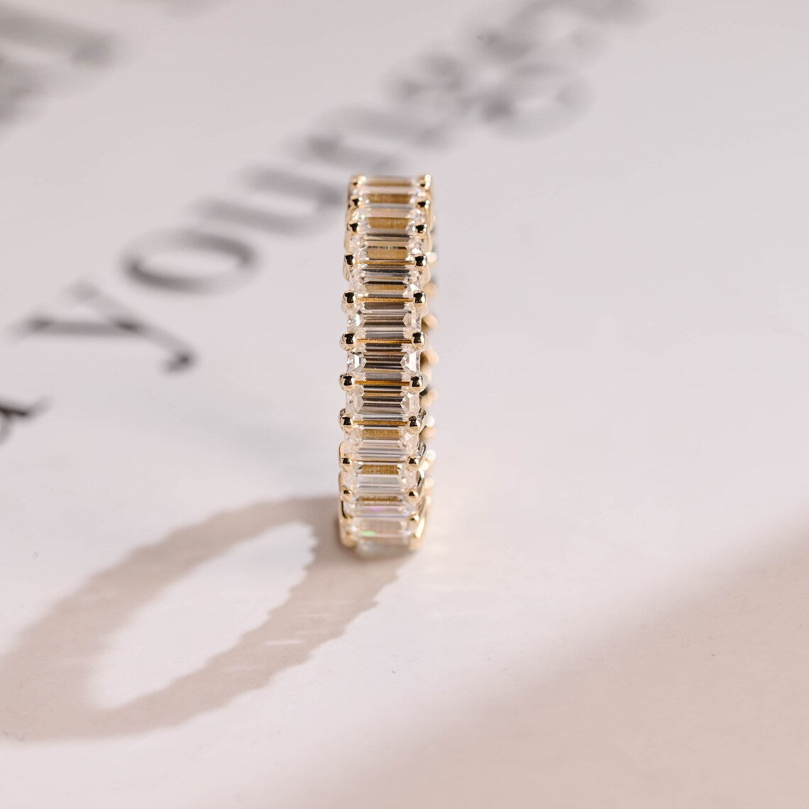 Anniversary band ring