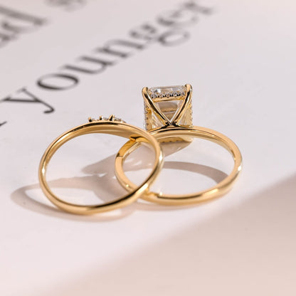 Yellow gold engagement ring set