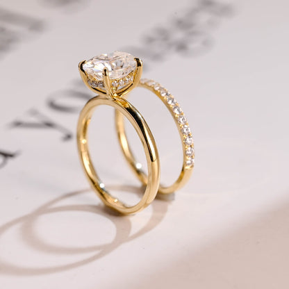 Straight shank engagement ring