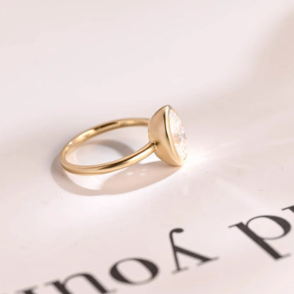 oval cut solitaire