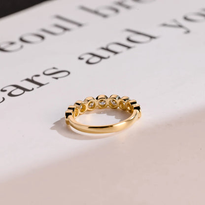 Solid gold moissanite ring