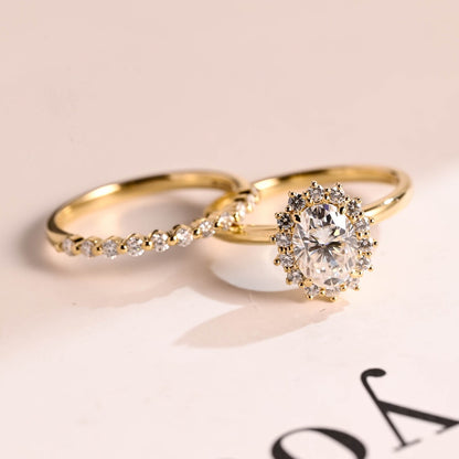 Oval moissanite diamond ring