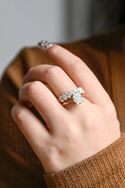 Women bridal ring set