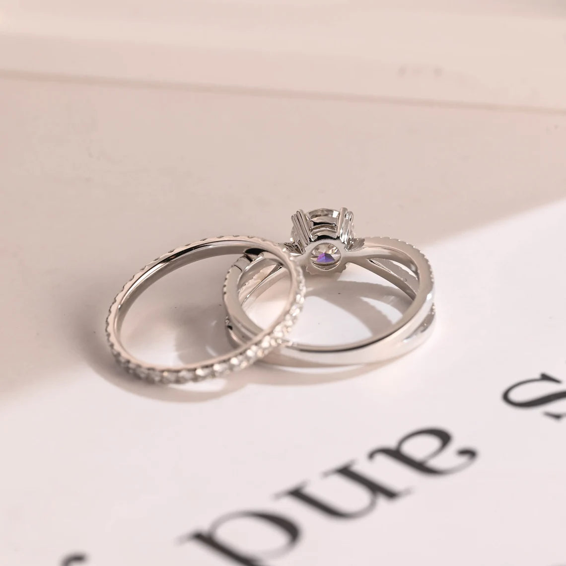Timeless bridal ring set