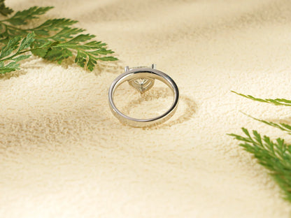 Solitaire promise ring