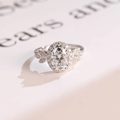 Oval Moissanite Engagement Ring