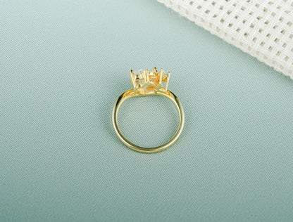 Anniversary ring for her
