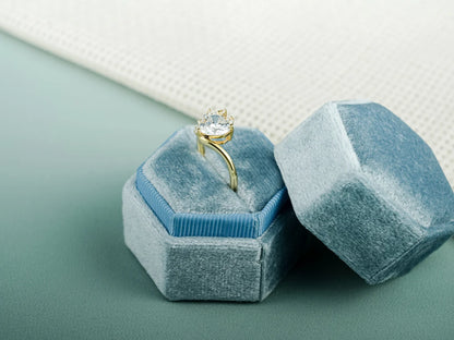 Cluster engagement ring