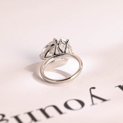 Romantic promise ring