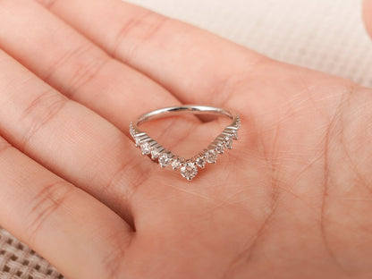 Wedding band for her