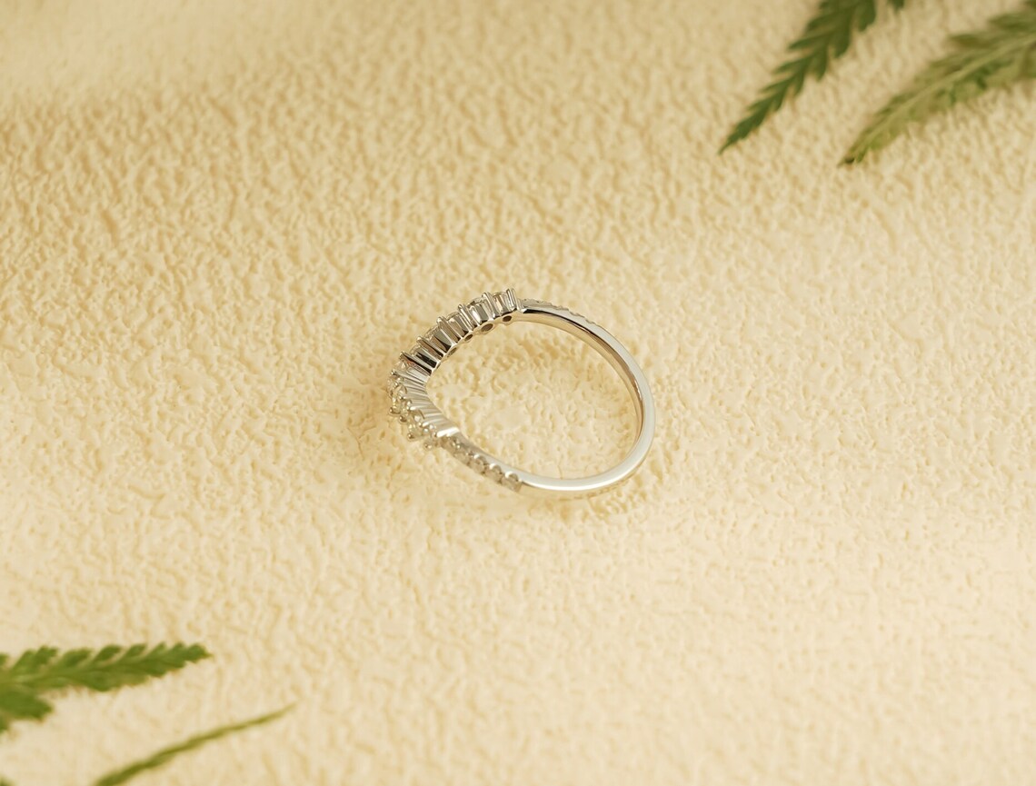 Half eternity wedding ring