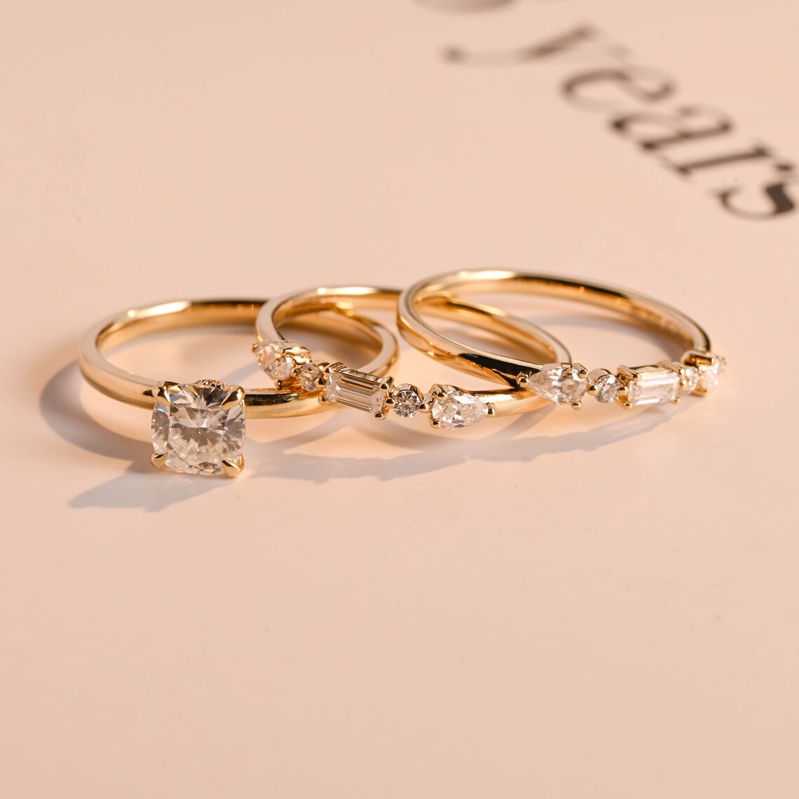 Unique wedding band set