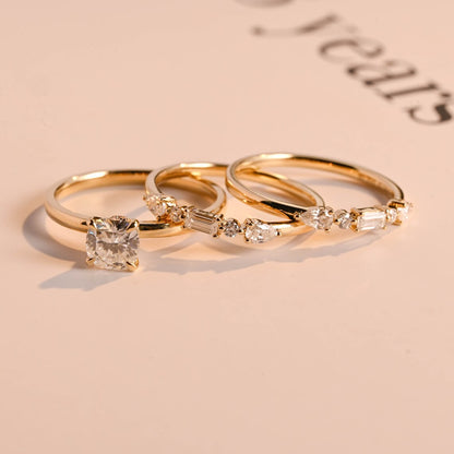Unique wedding band set