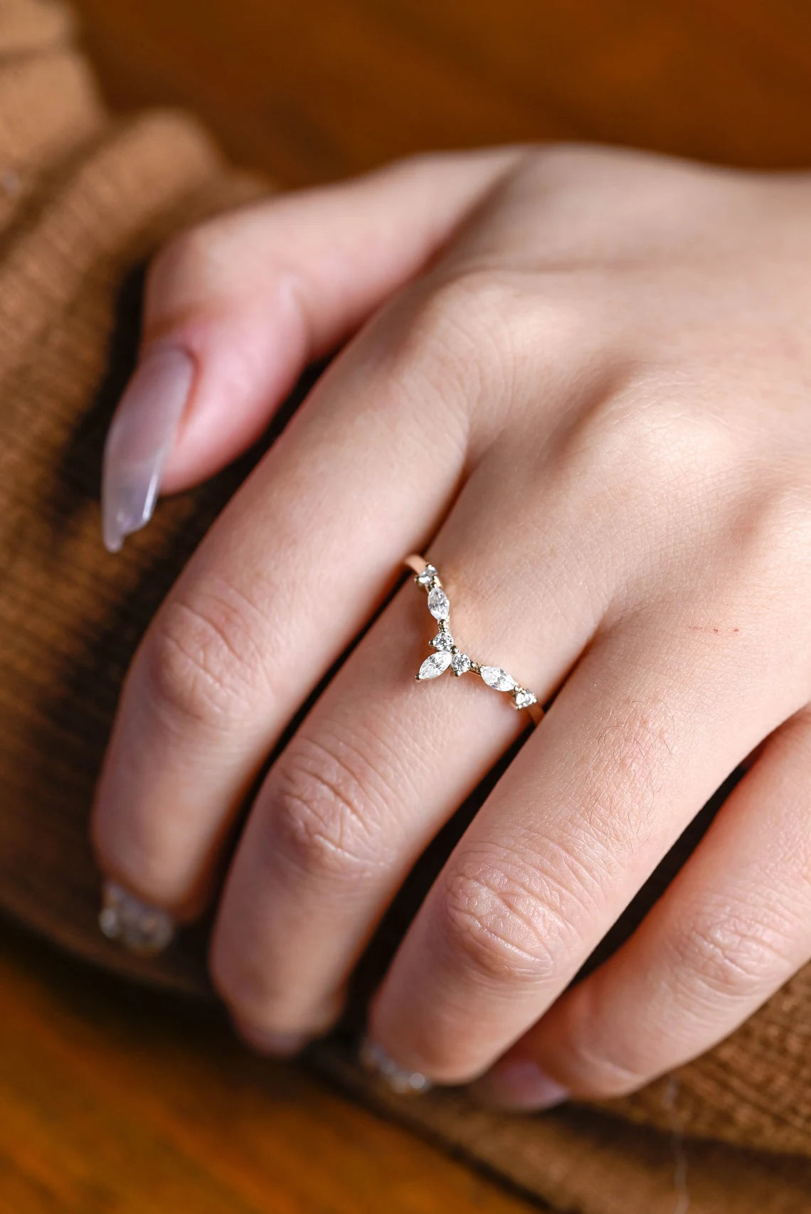 Unique moissanite band