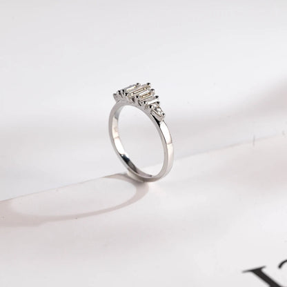 Stackable wedding band
