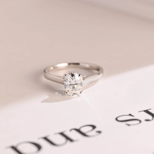 oval moissanite ring