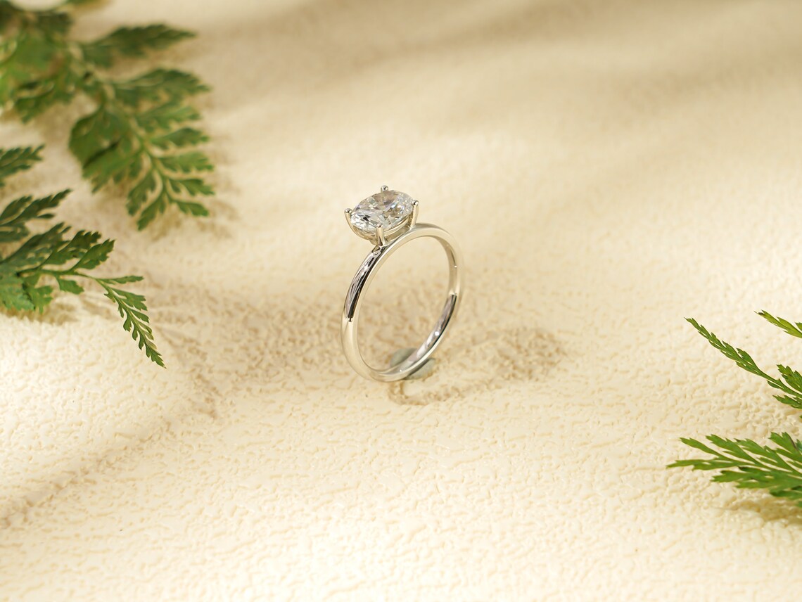 minimalist diamond ring