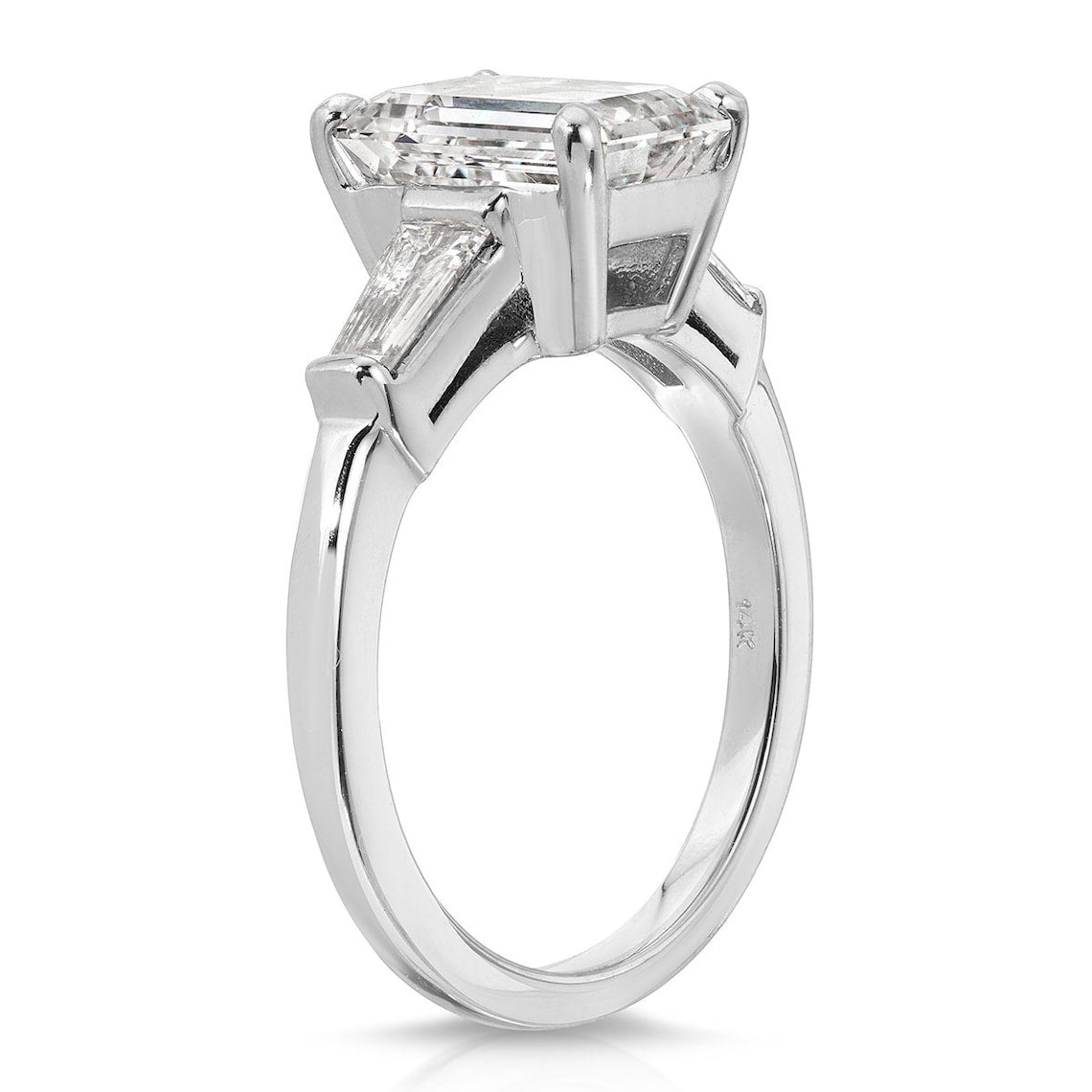 Proposal wedding ring for her