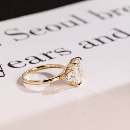 Straight shank solitaire ring