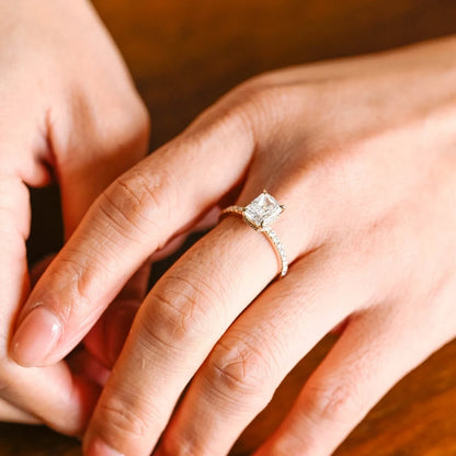 Anniversary Gift Ready | Moissanite Brilliance | Solid Love


