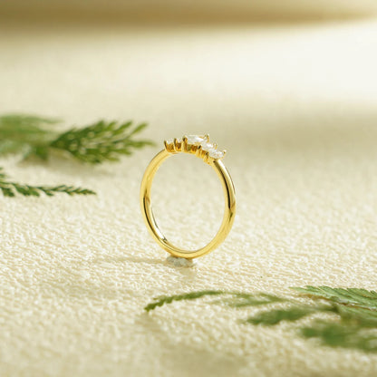 Wedding band for her