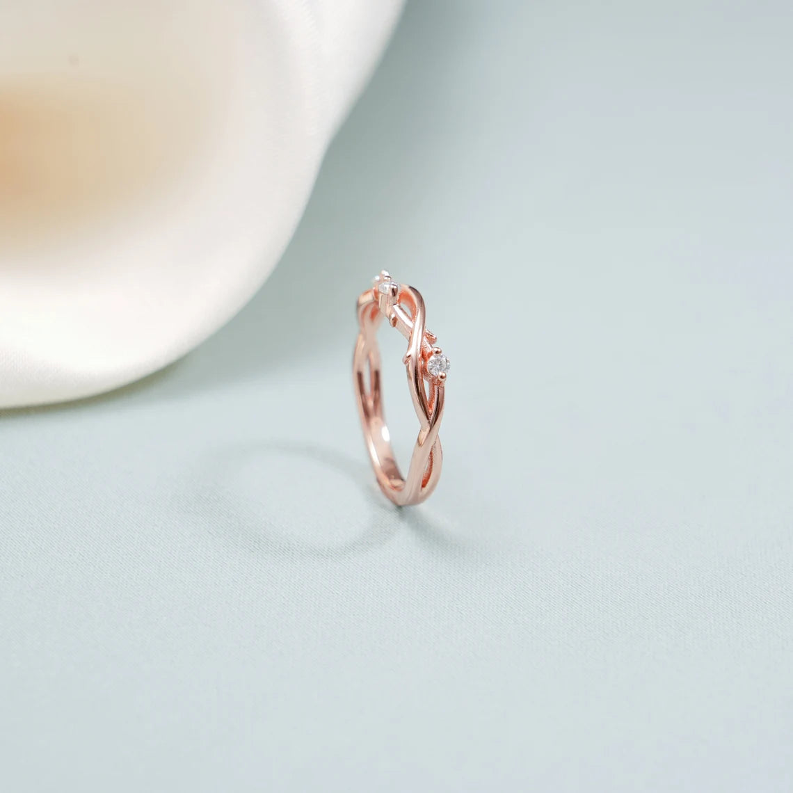 Twisted vine matching wedding band 