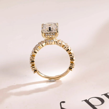 Elegant Proposal Ring | Radiant Glow Band | 18K Gold Shine

