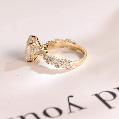 Timeless Love Gift | Radiant Cut Fire | 18K Gold Brilliance

