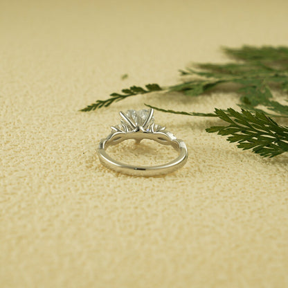 Romantic proposal ring