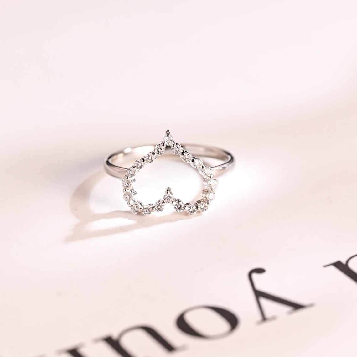 Open heart band ring