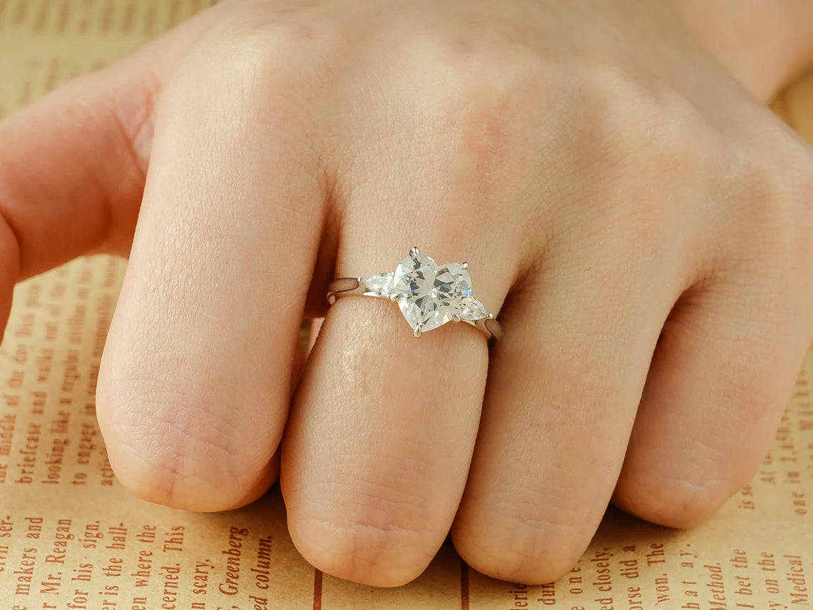 Luxury moissanite jewelry