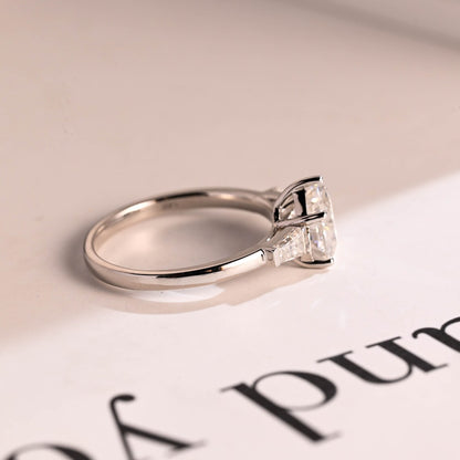 Solid gold moissanite ring