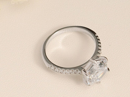 Promise ring for her
