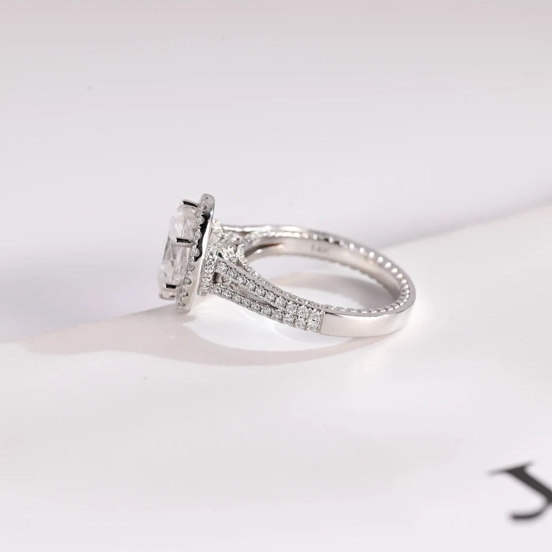 White Gold Oval Ring